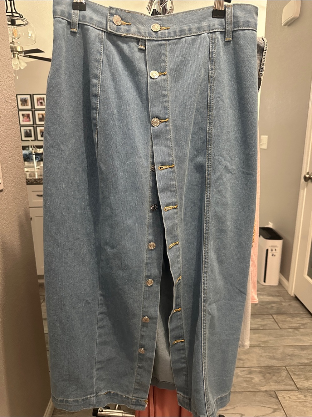 Light Wash Button-Front Denim Skirt
